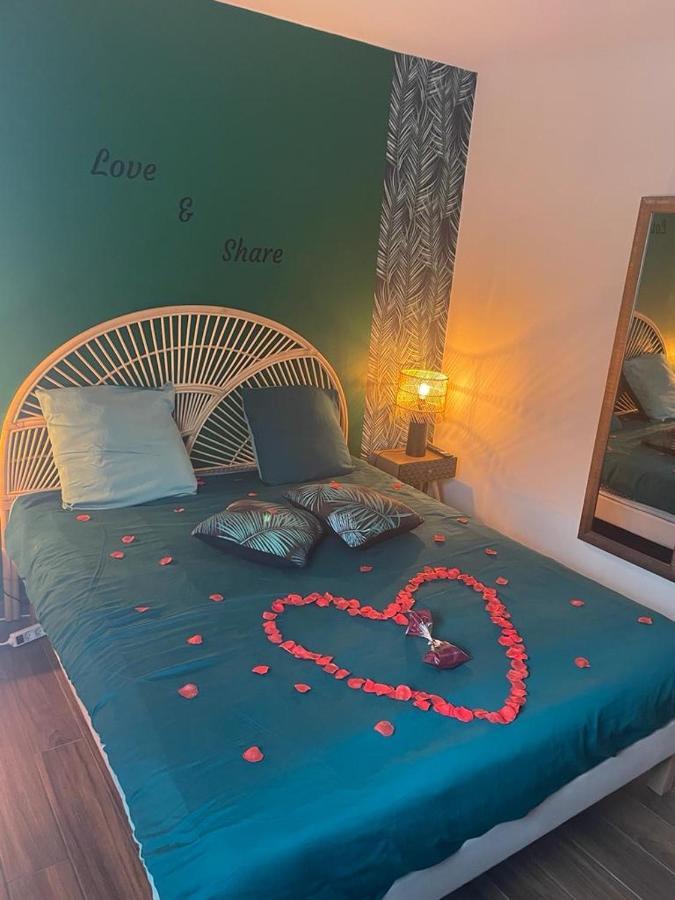 Suite Cosy&Jacuzzi Cenon Luaran gambar